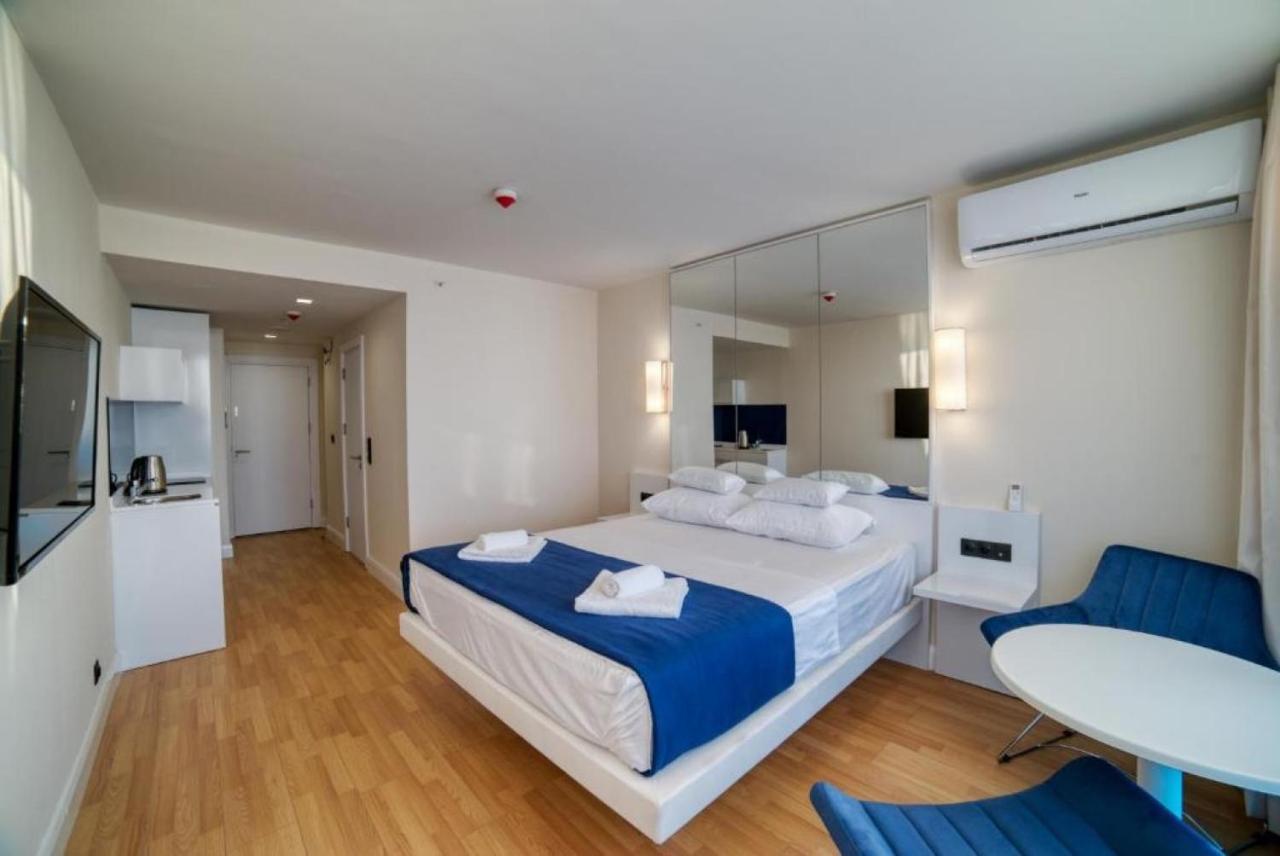 Panoramic Sea And City View Aparthotel In Orbi City Batumi Exterior photo